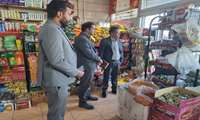بازدید بخشدار مهردشت از واحدهای صنفی برای نظارت بر بازار در نجف‌آباد 